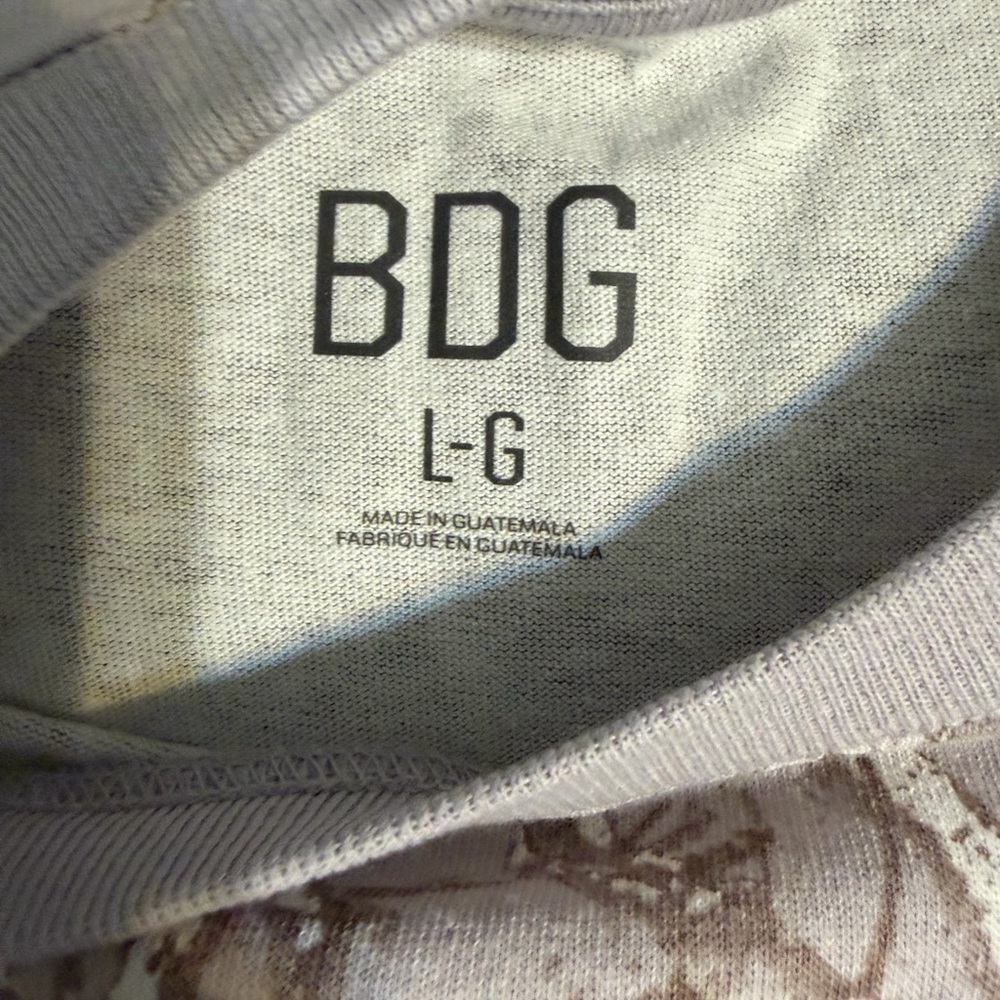 Urban Outfitters Purple Camo Tee - Picture 2 of 3